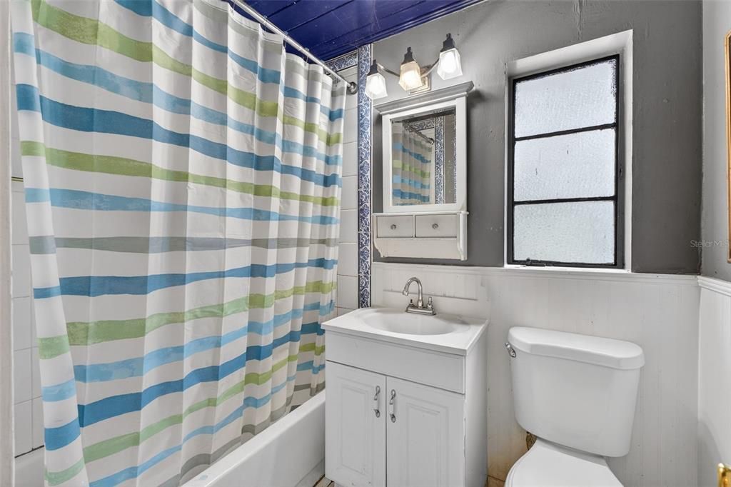 En Venta: $499,900 (2 camas, 1 baños, 1218 Pies cuadrados)