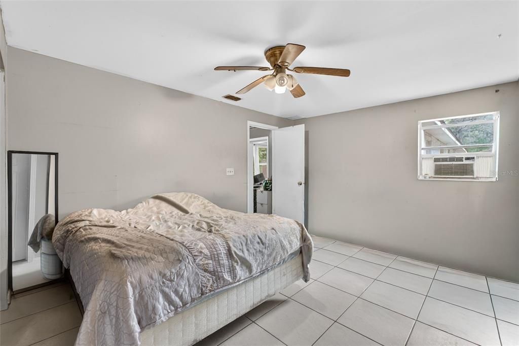 En Venta: $499,900 (2 camas, 1 baños, 1218 Pies cuadrados)
