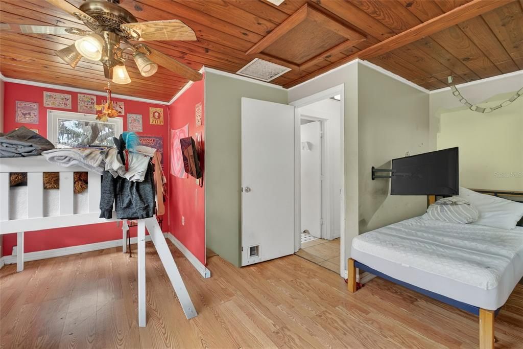 En Venta: $499,900 (2 camas, 1 baños, 1218 Pies cuadrados)