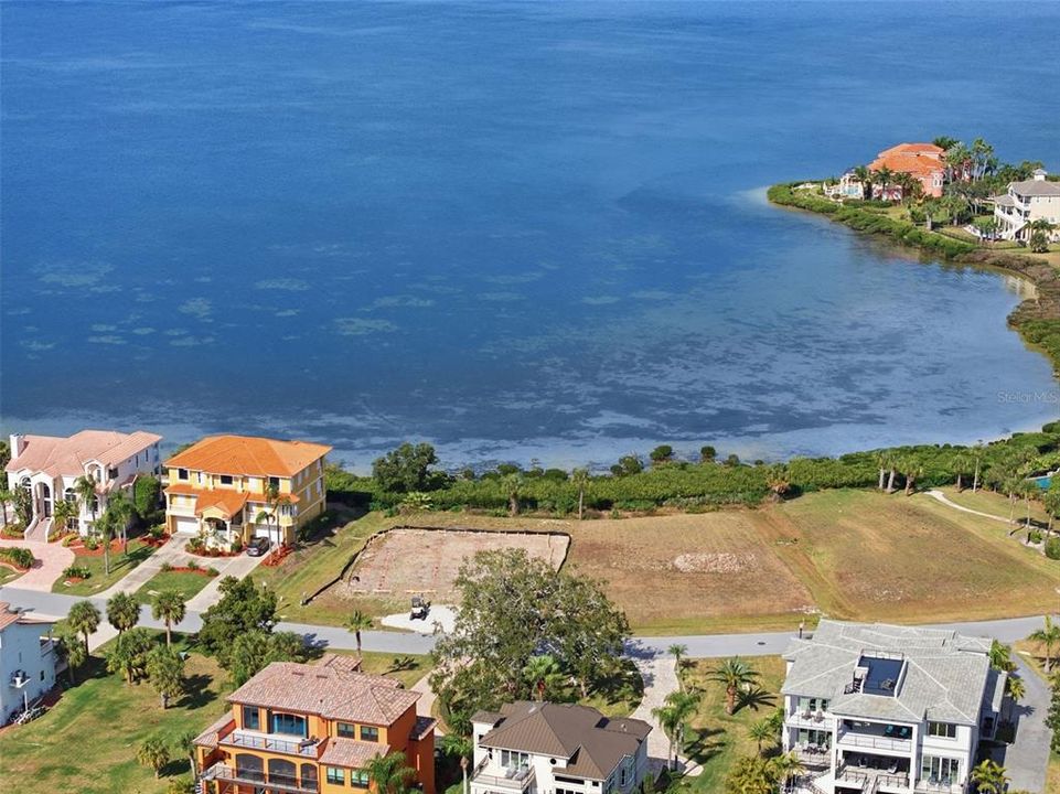 En Venta: $4,200,000 (5 camas, 5 baños, 4243 Pies cuadrados)