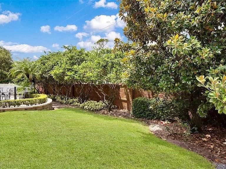 For Sale: $789,000 (4 beds, 3 baths, 2692 Square Feet)