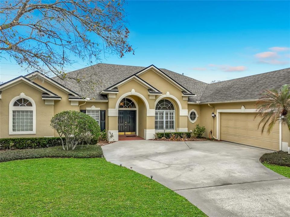 For Sale: $789,000 (4 beds, 3 baths, 2692 Square Feet)