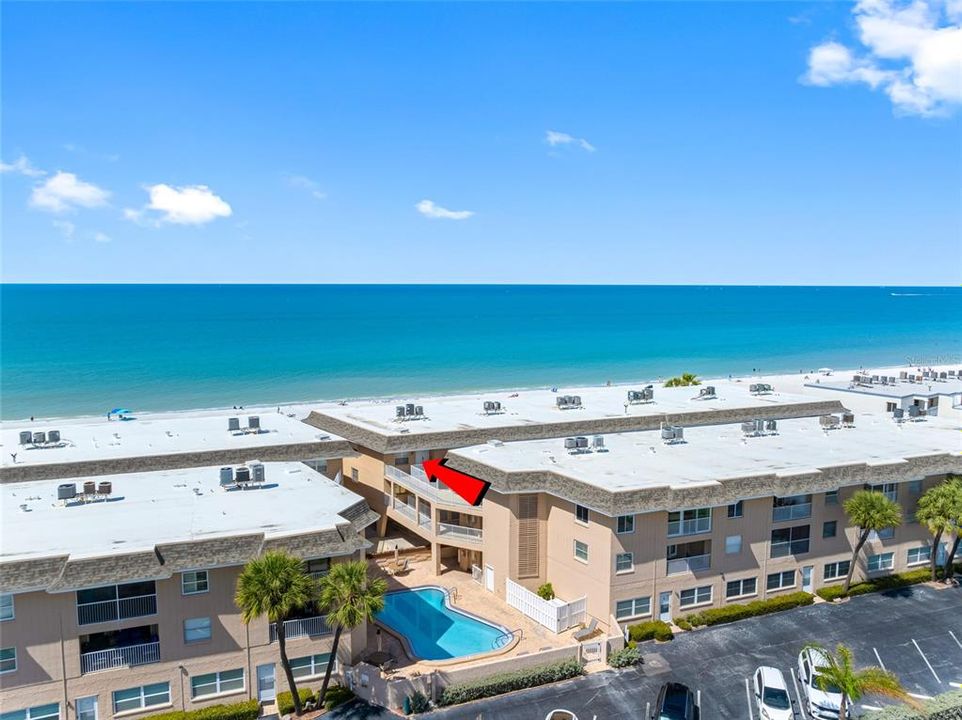 For Sale: $724,000 (2 beds, 2 baths, 1065 Square Feet)