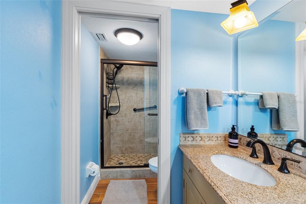 For Sale: $724,000 (2 beds, 2 baths, 1065 Square Feet)