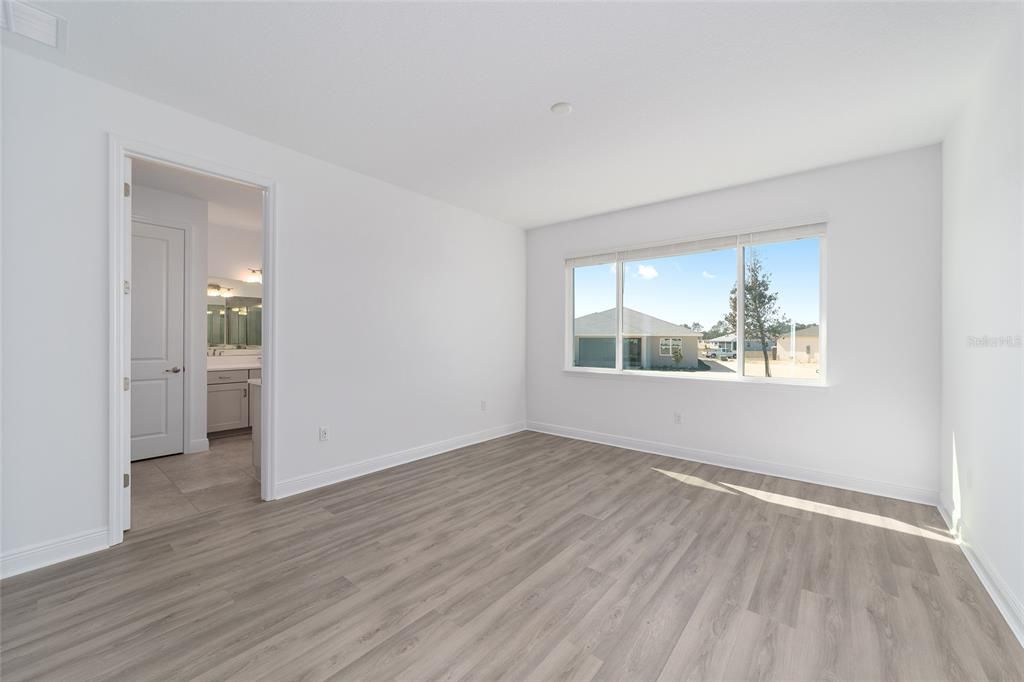 For Sale: $456,960 (2 beds, 2 baths, 2019 Square Feet)