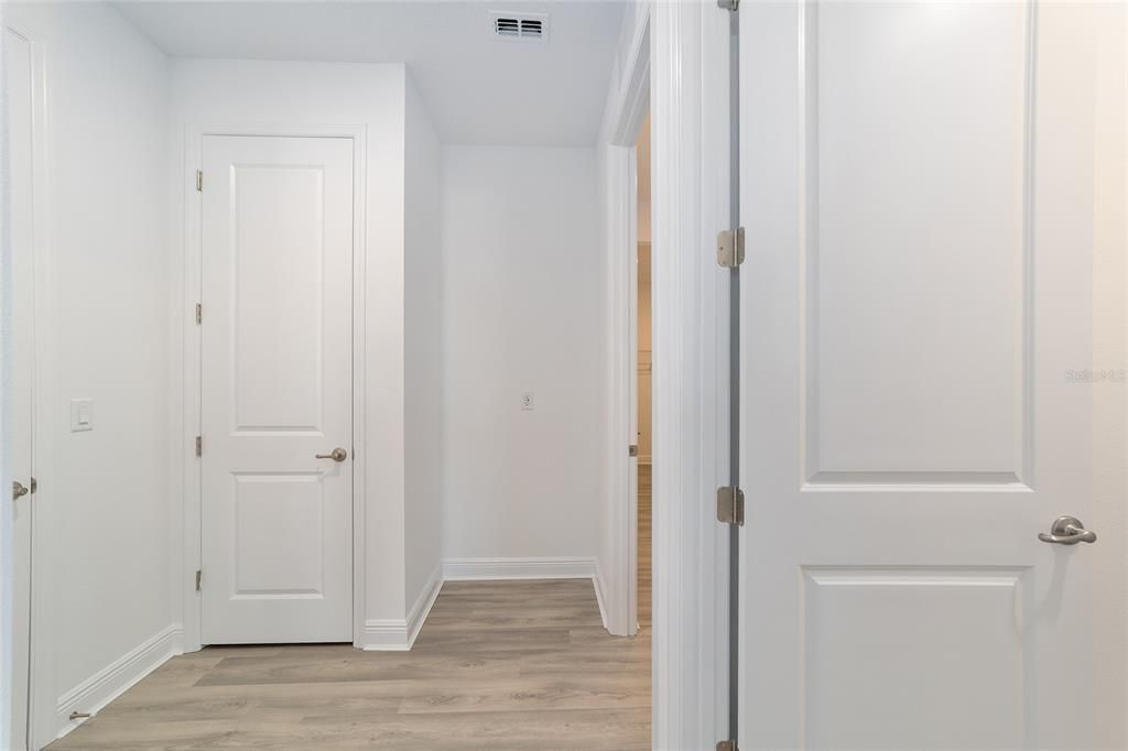 For Sale: $456,960 (2 beds, 2 baths, 2019 Square Feet)