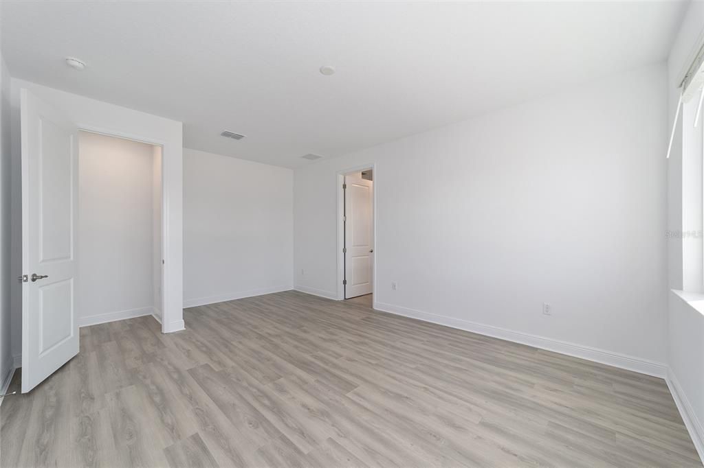 For Sale: $456,960 (2 beds, 2 baths, 2019 Square Feet)