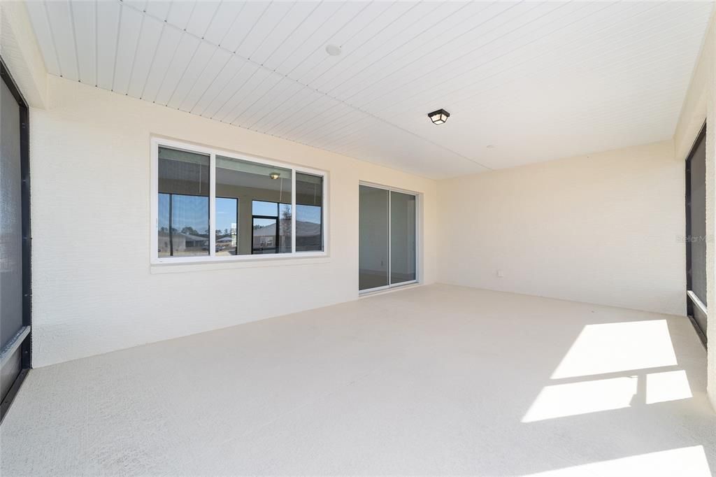 For Sale: $456,960 (2 beds, 2 baths, 2019 Square Feet)