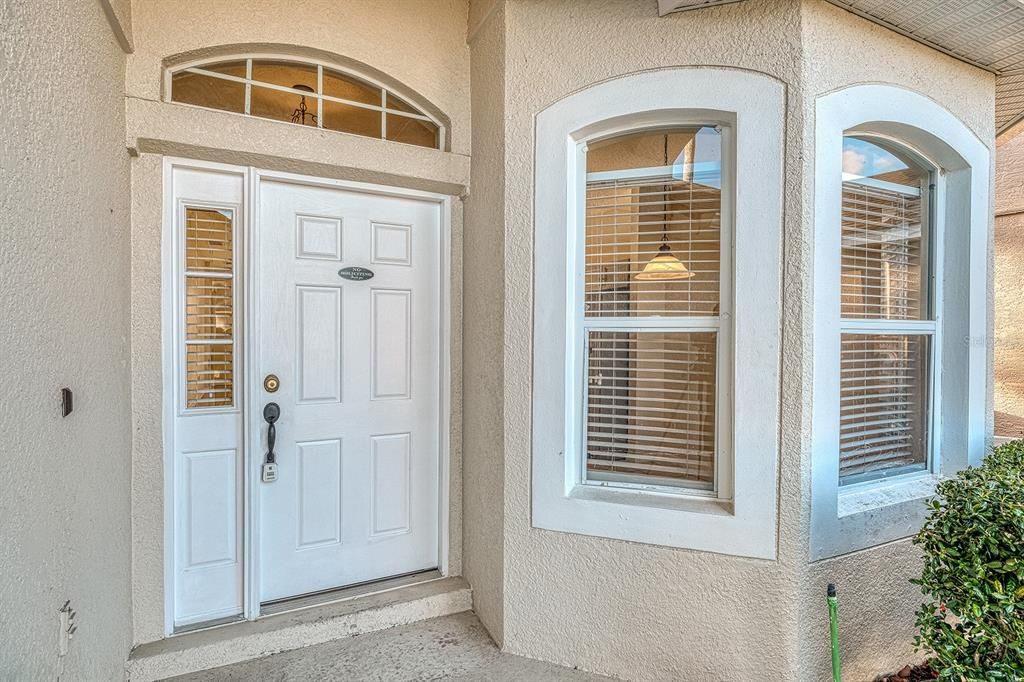 Activo con contrato: $449,900 (3 camas, 2 baños, 1605 Pies cuadrados)