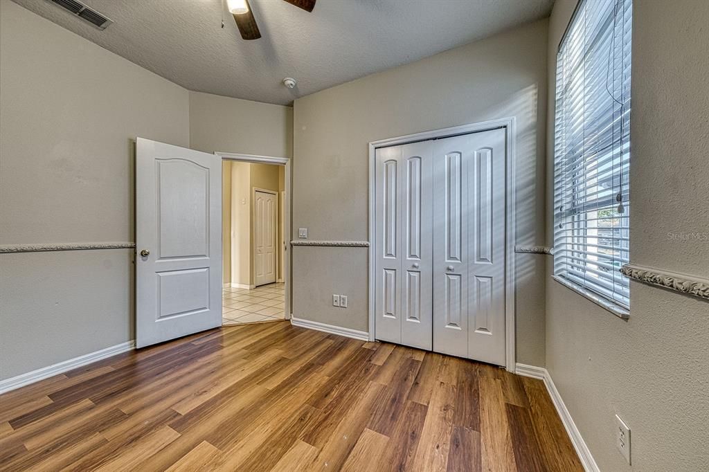 Activo con contrato: $449,900 (3 camas, 2 baños, 1605 Pies cuadrados)