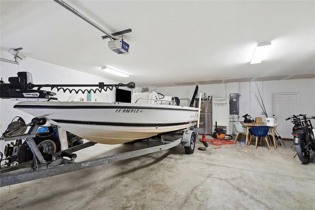 На продажу: $167,000 (2 спален, 2 ванн, 1141 Квадратных фут)