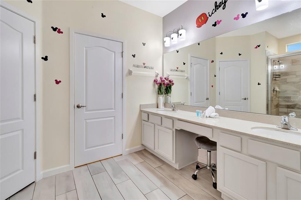 For Sale: $1,950,000 (15 beds, 15 baths, 6255 Square Feet)