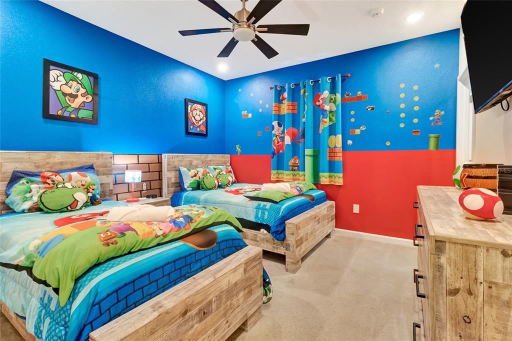 For Sale: $1,950,000 (15 beds, 15 baths, 6255 Square Feet)