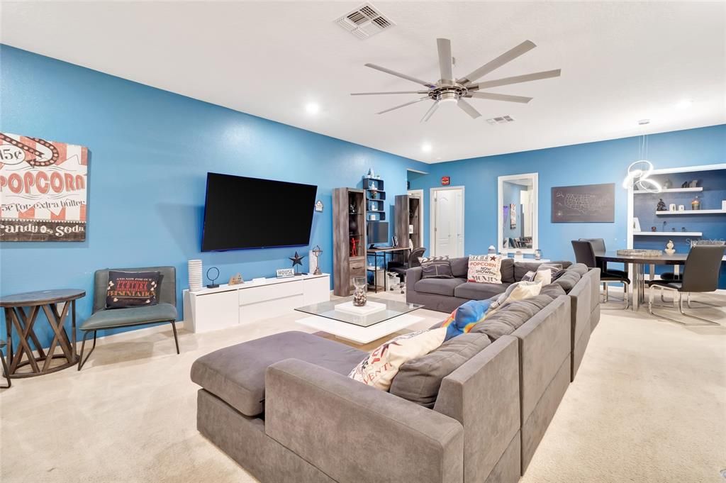 For Sale: $1,950,000 (15 beds, 15 baths, 6255 Square Feet)