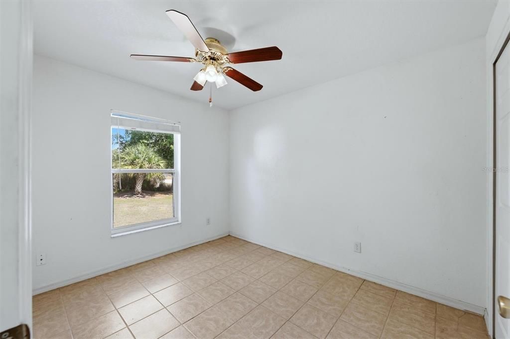 Activo con contrato: $250,000 (3 camas, 2 baños, 1269 Pies cuadrados)