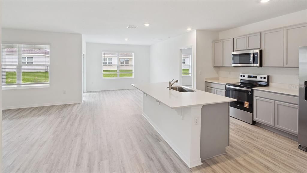 For Sale: $344,990 (3 beds, 2 baths, 1672 Square Feet)