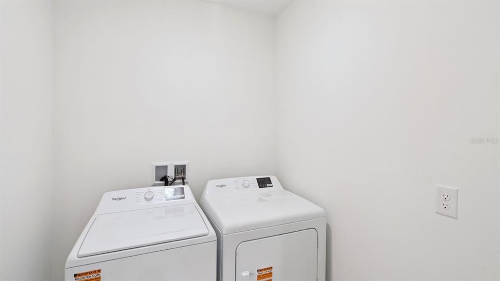 For Sale: $344,990 (3 beds, 2 baths, 1672 Square Feet)