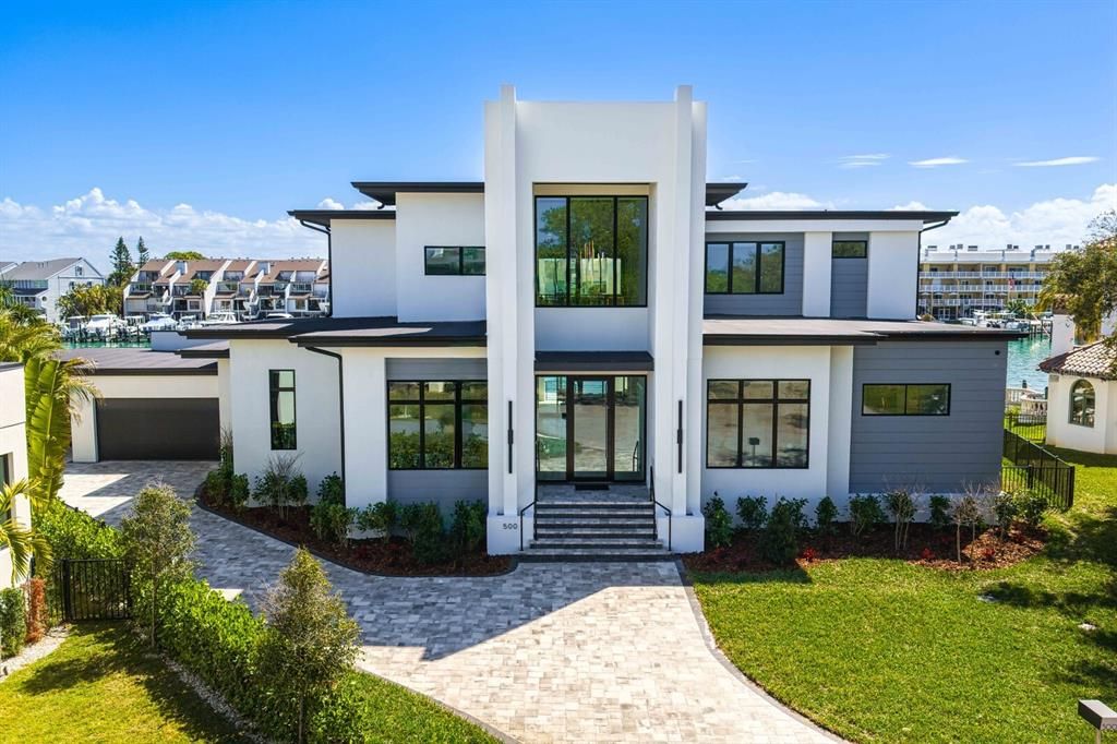 For Sale: $8,950,000 (4 beds, 5 baths, 5405 Square Feet)