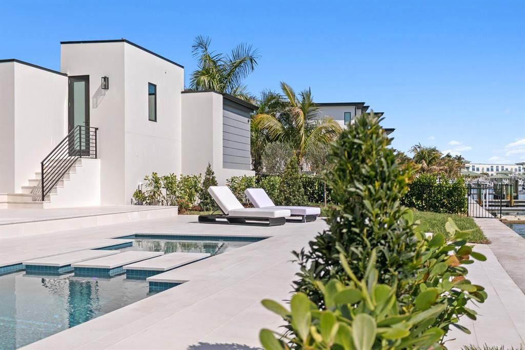 For Sale: $8,950,000 (4 beds, 5 baths, 5405 Square Feet)