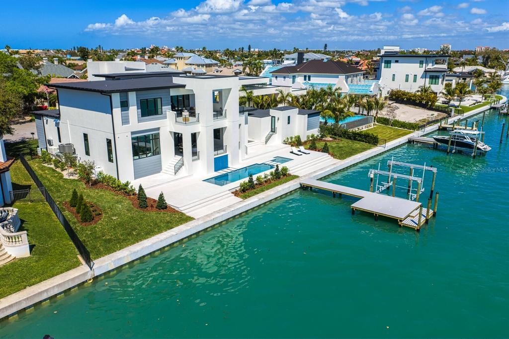 For Sale: $8,950,000 (4 beds, 5 baths, 5405 Square Feet)