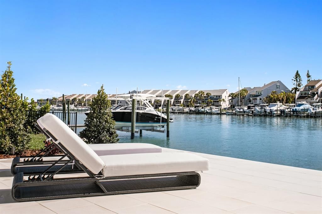 For Sale: $8,950,000 (4 beds, 5 baths, 5405 Square Feet)