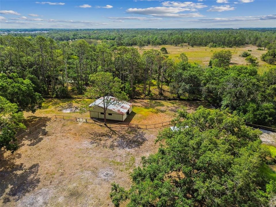 待售: $1,000,000 (11.05 acres)