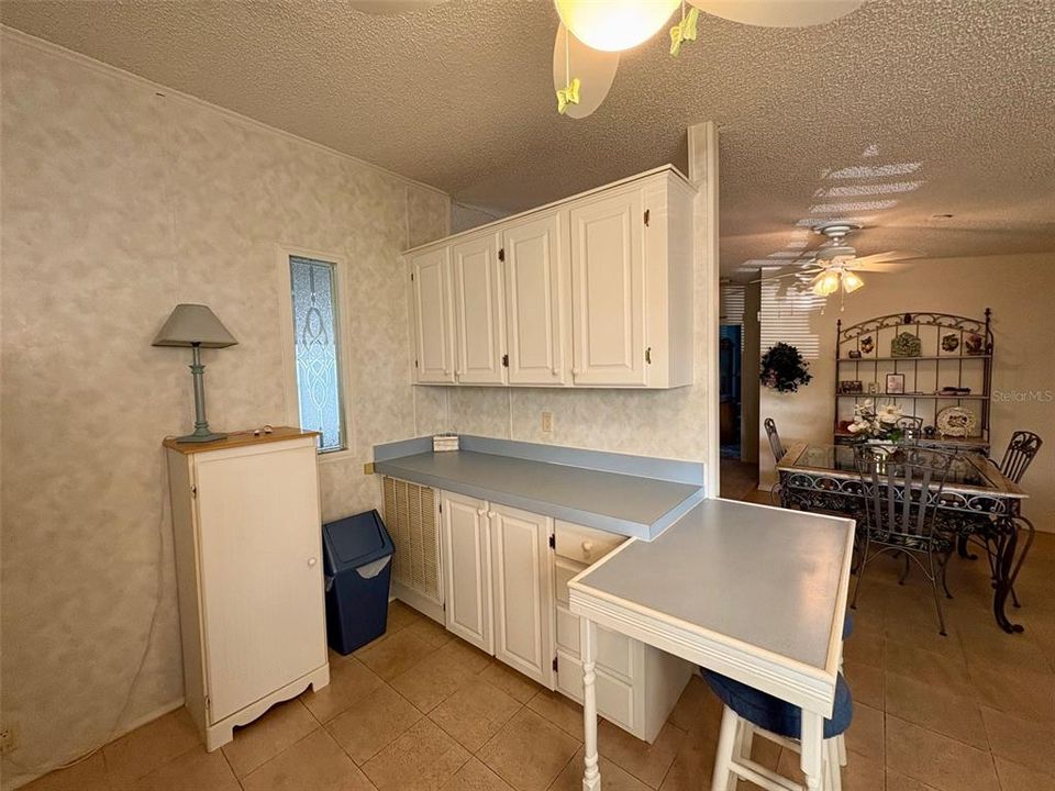 For Sale: $140,000 (2 beds, 2 baths, 1234 Square Feet)