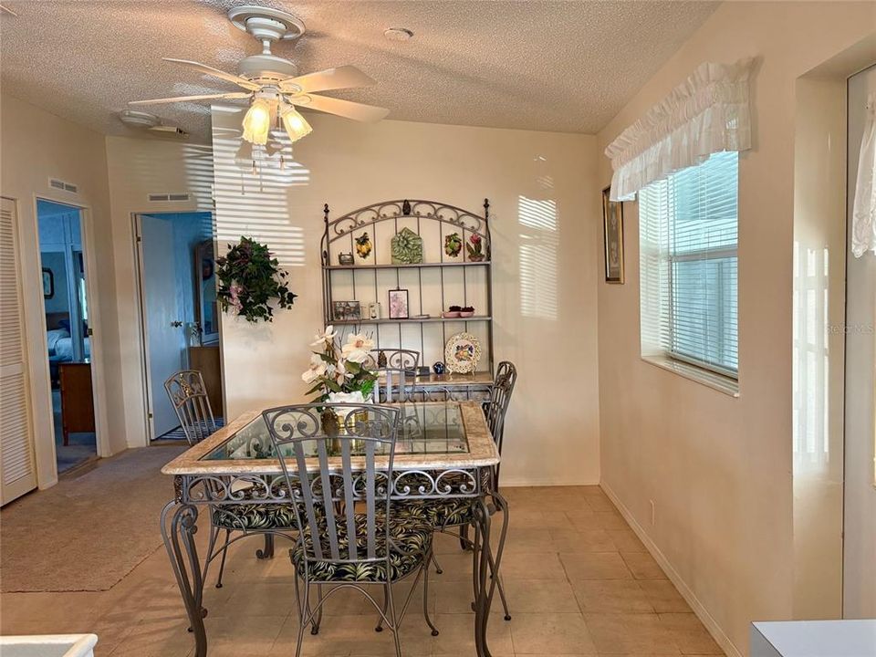 For Sale: $140,000 (2 beds, 2 baths, 1234 Square Feet)