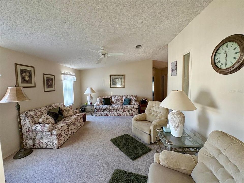 For Sale: $140,000 (2 beds, 2 baths, 1234 Square Feet)