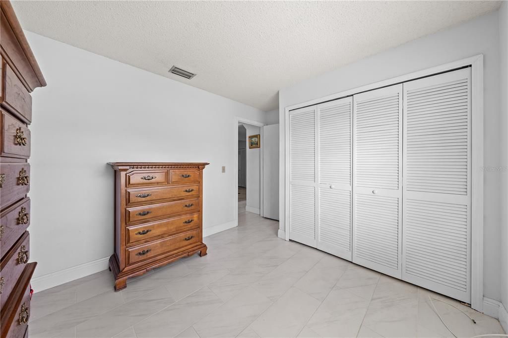 En Venta: $315,000 (3 camas, 2 baños, 1688 Pies cuadrados)