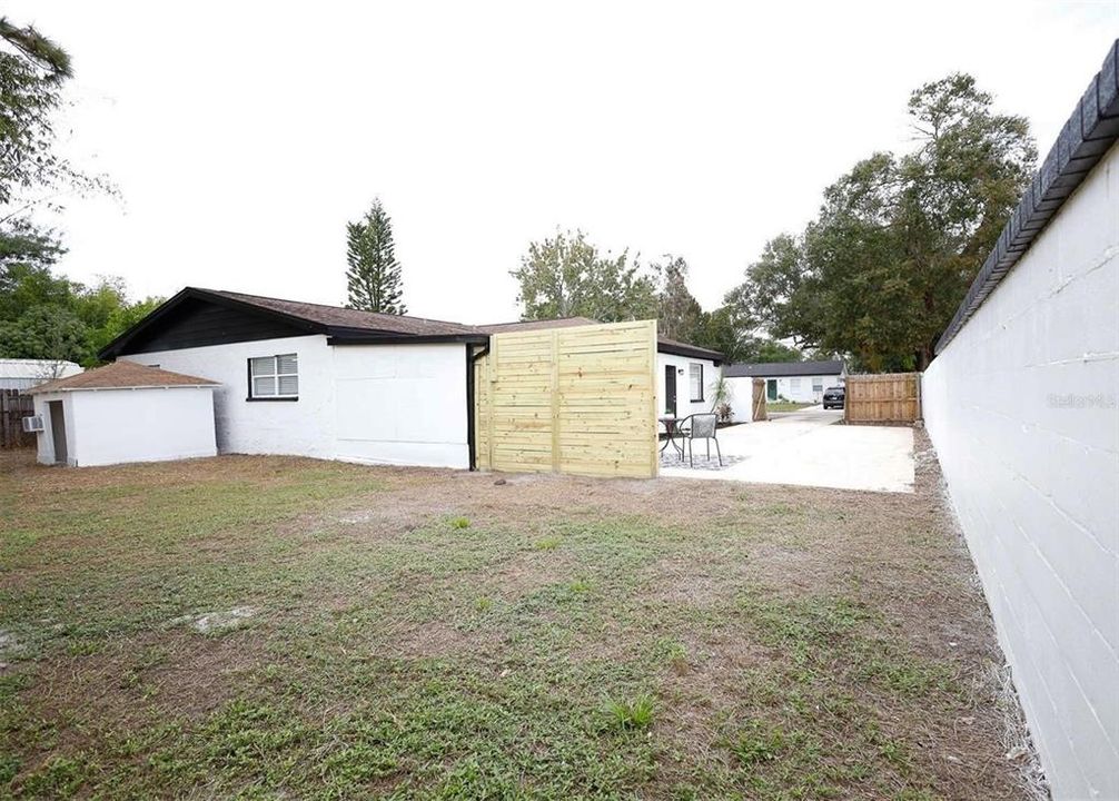 Activo con contrato: $325,000 (3 camas, 2 baños, 1774 Pies cuadrados)