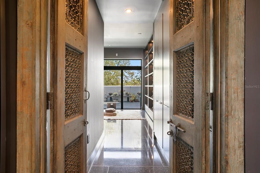 En Venta: $6,750,000 (3 camas, 3 baños, 5090 Pies cuadrados)