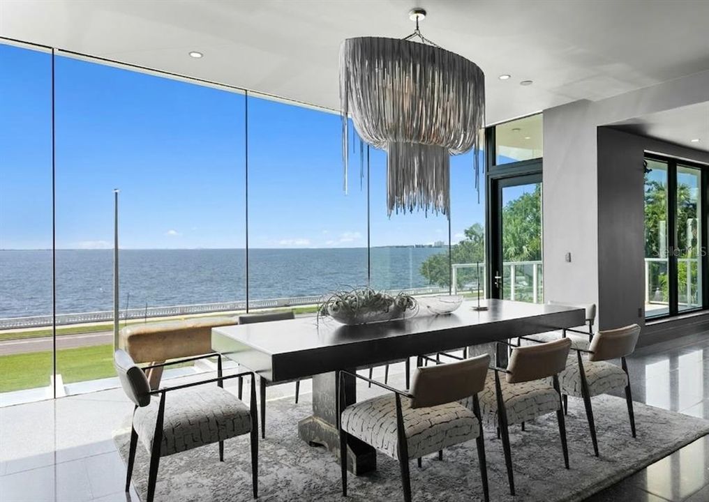 En Venta: $6,750,000 (3 camas, 3 baños, 5090 Pies cuadrados)