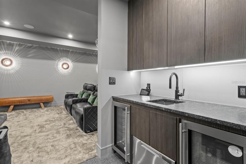 En Venta: $6,750,000 (3 camas, 3 baños, 5090 Pies cuadrados)
