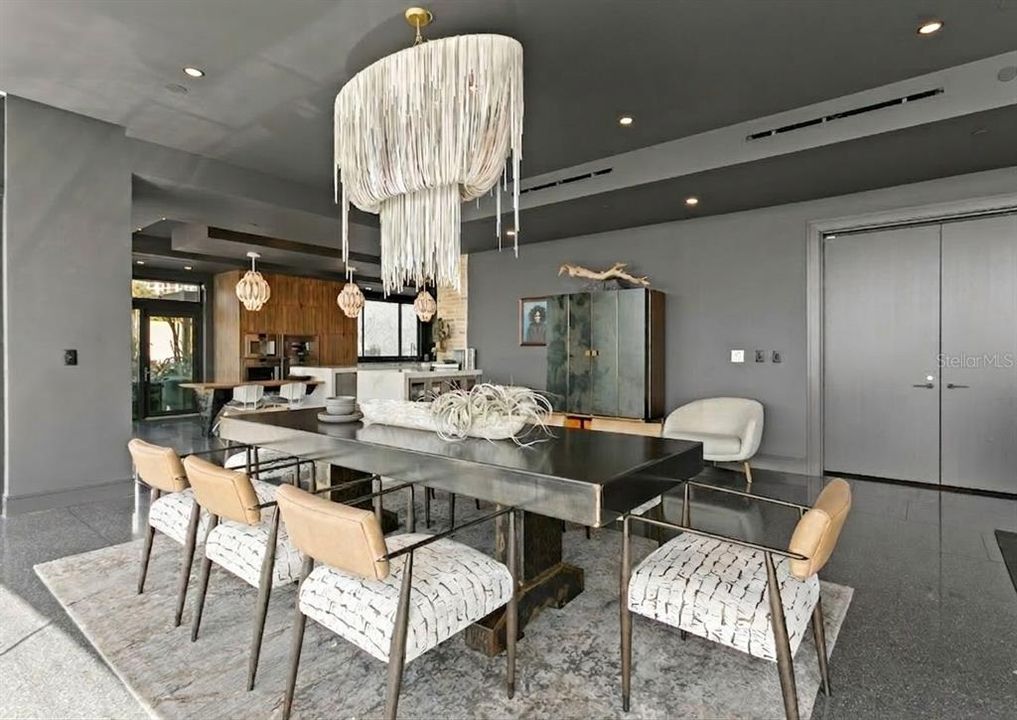 En Venta: $6,750,000 (3 camas, 3 baños, 5090 Pies cuadrados)