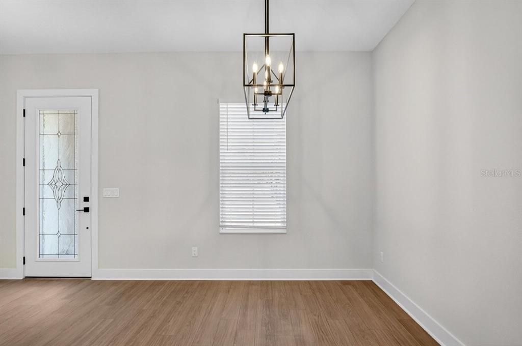 En Venta: $499,999 (4 camas, 3 baños, 2336 Pies cuadrados)