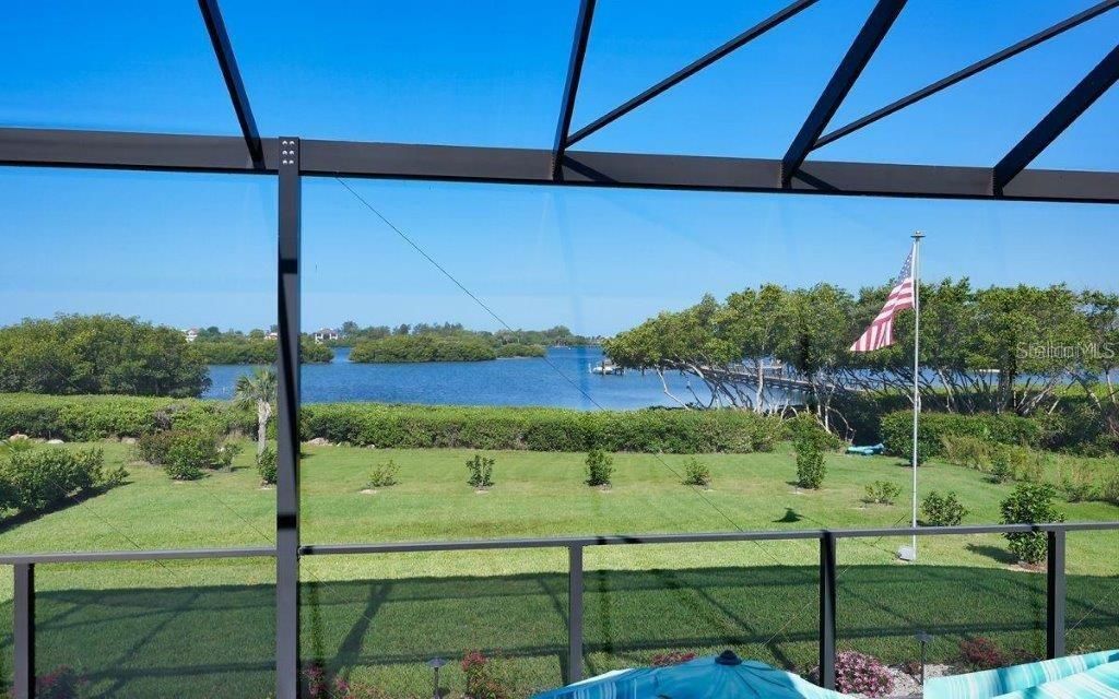 For Sale: $3,150,000 (3 beds, 3 baths, 2665 Square Feet)