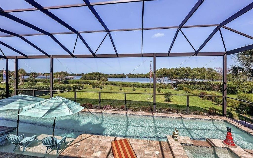 For Sale: $3,150,000 (3 beds, 3 baths, 2665 Square Feet)