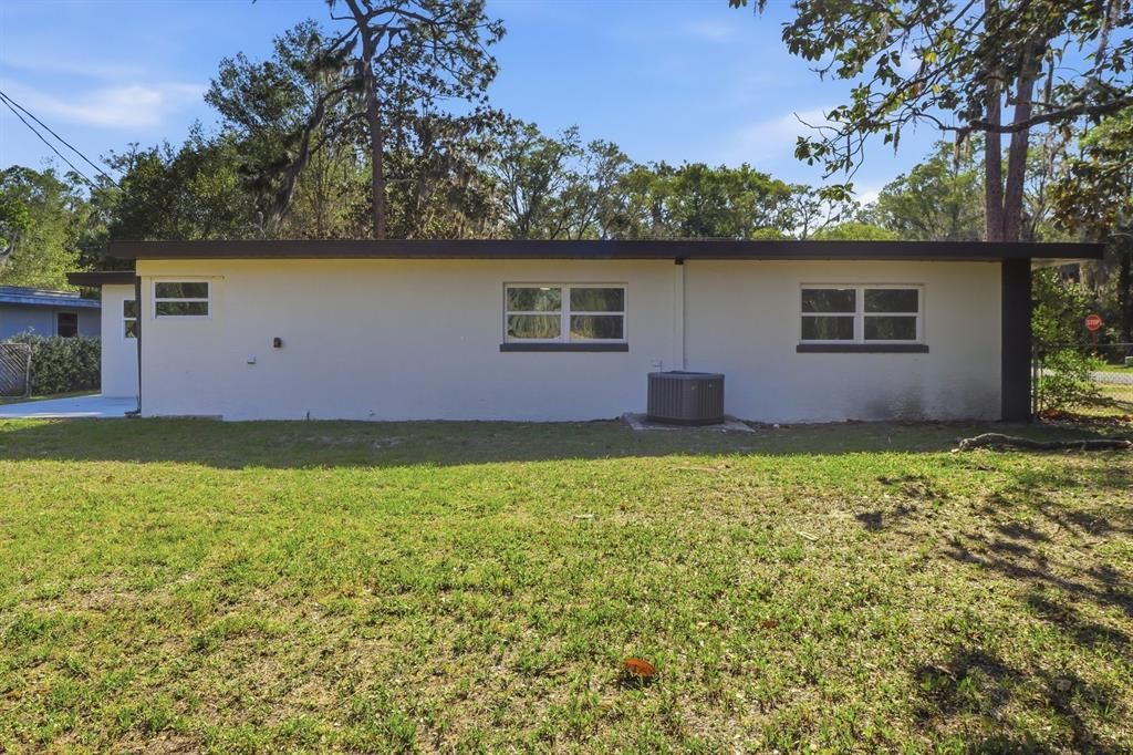 Active With Contract: $219,990 (5 beds, 2 baths, 1969 Square Feet)