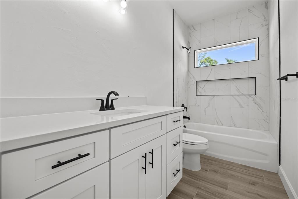 For Sale: $467,900 (3 beds, 2 baths, 1900 Square Feet)