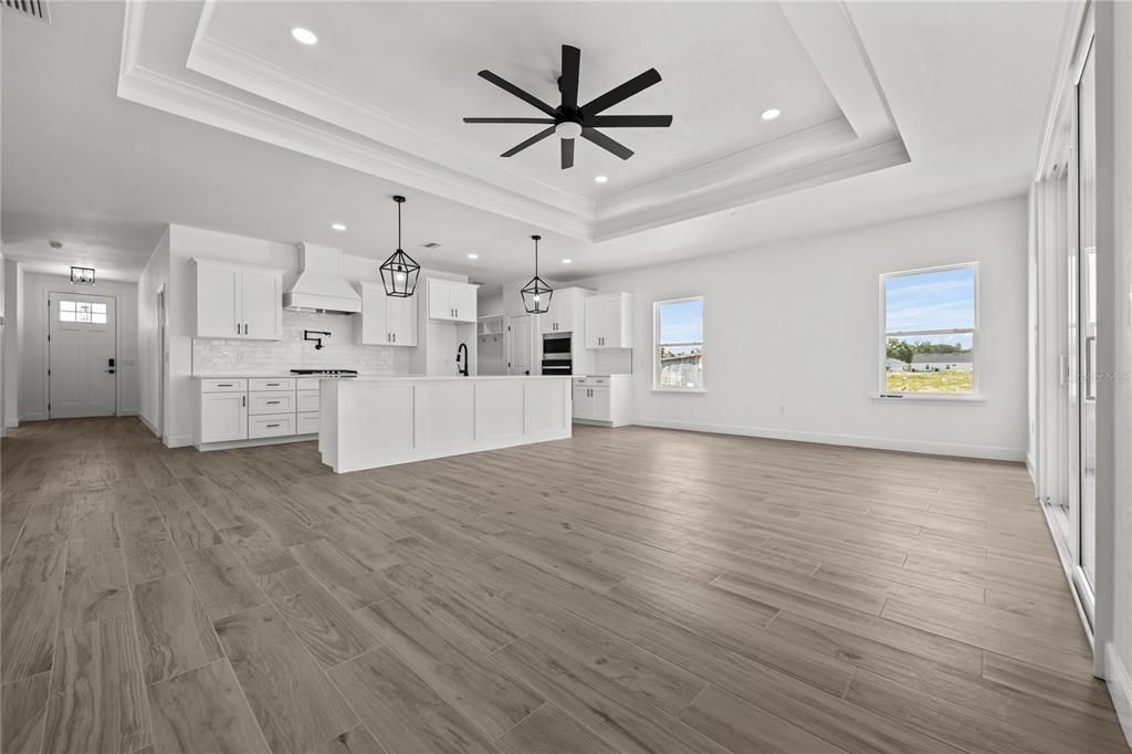 For Sale: $467,900 (3 beds, 2 baths, 1900 Square Feet)