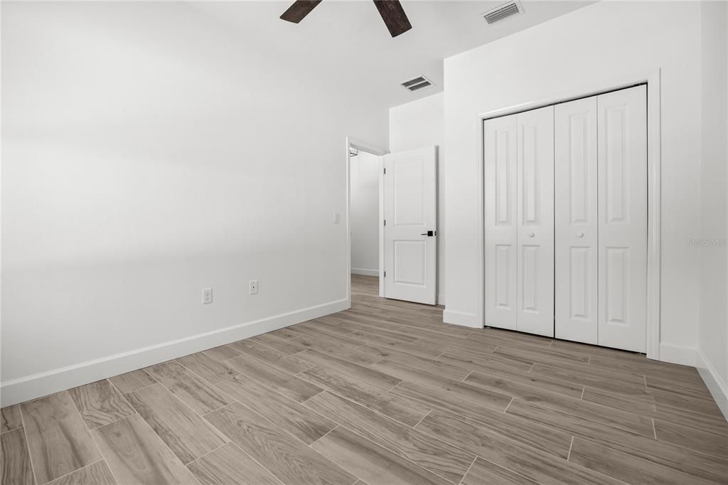 For Sale: $467,900 (3 beds, 2 baths, 1900 Square Feet)