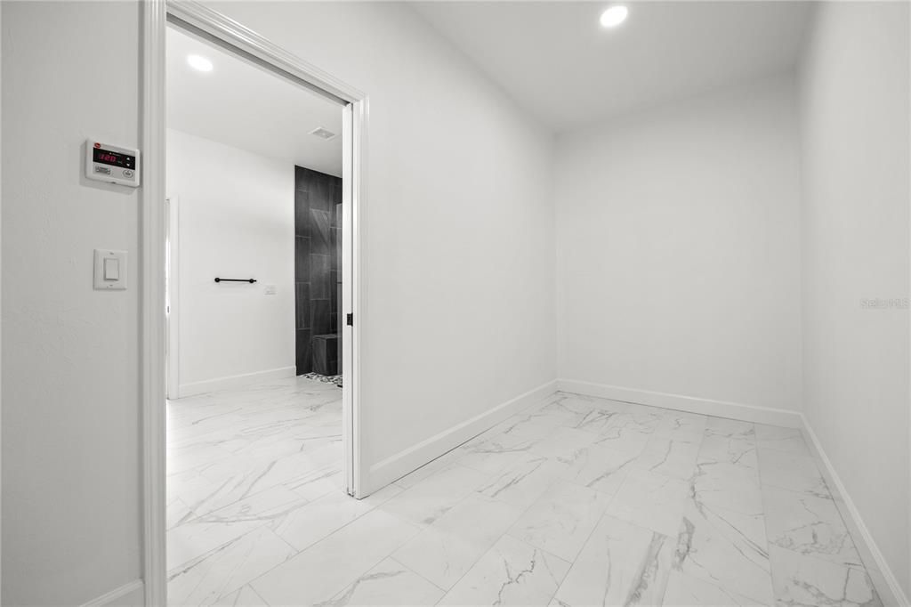 For Sale: $467,900 (3 beds, 2 baths, 1900 Square Feet)