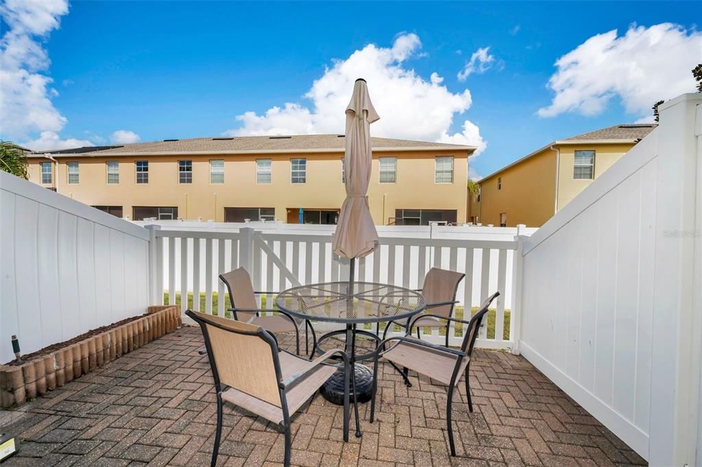 En Venta: $239,000 (2 camas, 2 baños, 1501 Pies cuadrados)