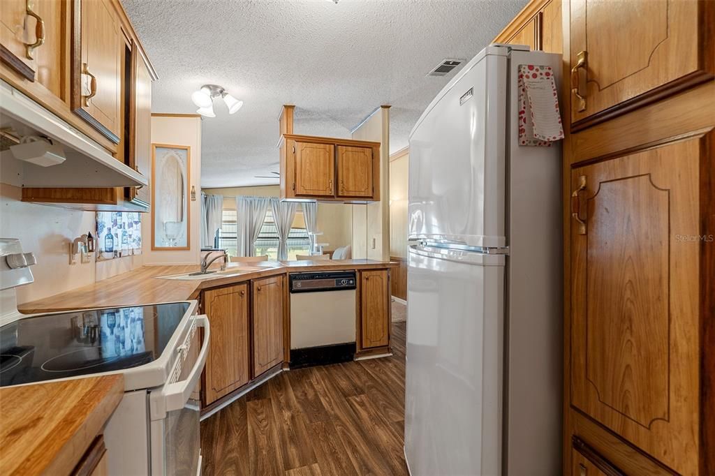 En Venta: $235,000 (3 camas, 2 baños, 1248 Pies cuadrados)