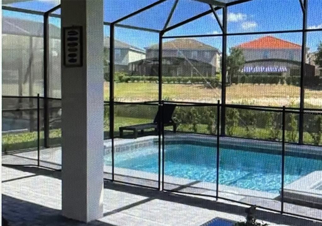 For Rent: $4,250 (6 beds, 4 baths, 3176 Square Feet)
