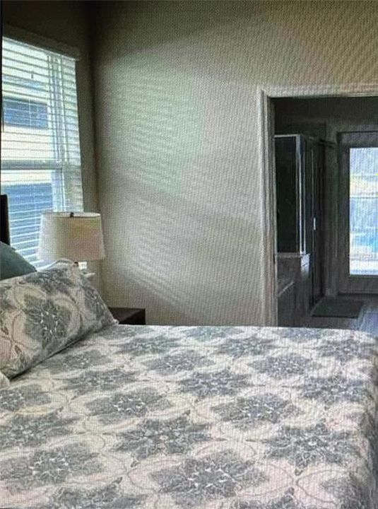 For Rent: $4,250 (6 beds, 4 baths, 3176 Square Feet)