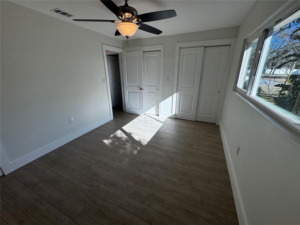 Activo con contrato: $575,000 (3 camas, 2 baños, 1530 Pies cuadrados)