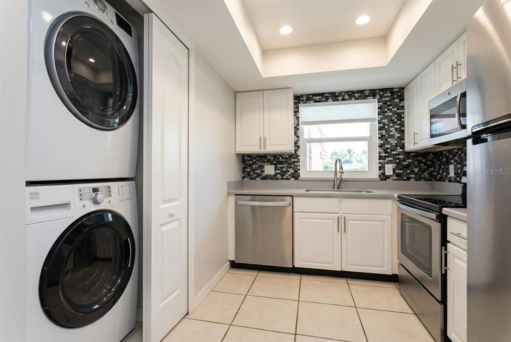 En Venta: $449,000 (2 camas, 2 baños, 1176 Pies cuadrados)