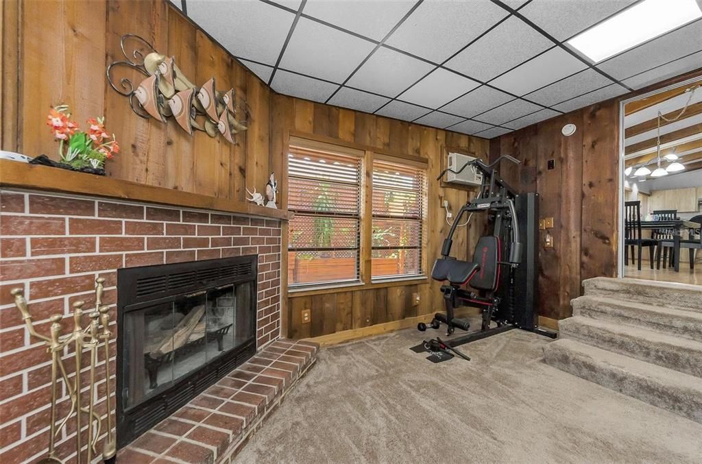 For Sale: $390,000 (2 beds, 2 baths, 1307 Square Feet)